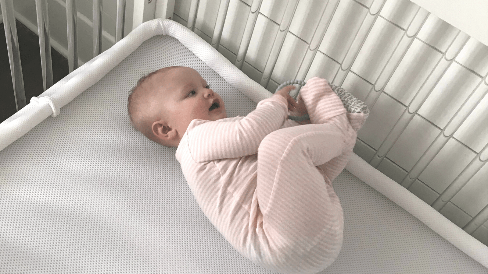 can baby sleep in bassinet if rolling over